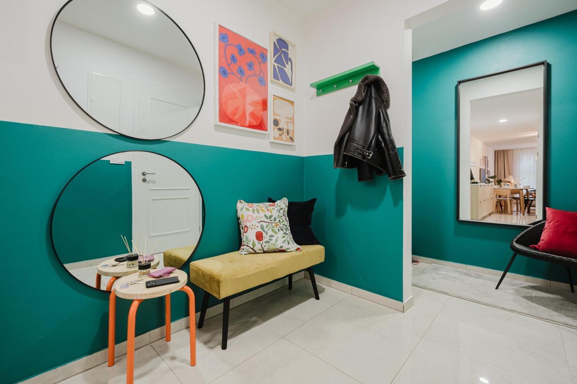 Days - Funky - Netflix - Center Appartamento